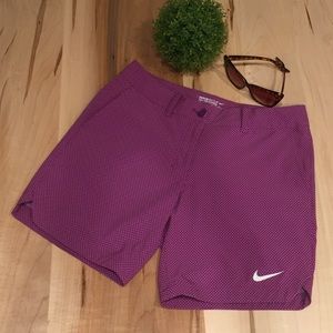 NWOT-Nike dryfit golf shorts